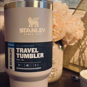 New Stanley Adventure Quencher Travel Tumbler 30 0z Abalone